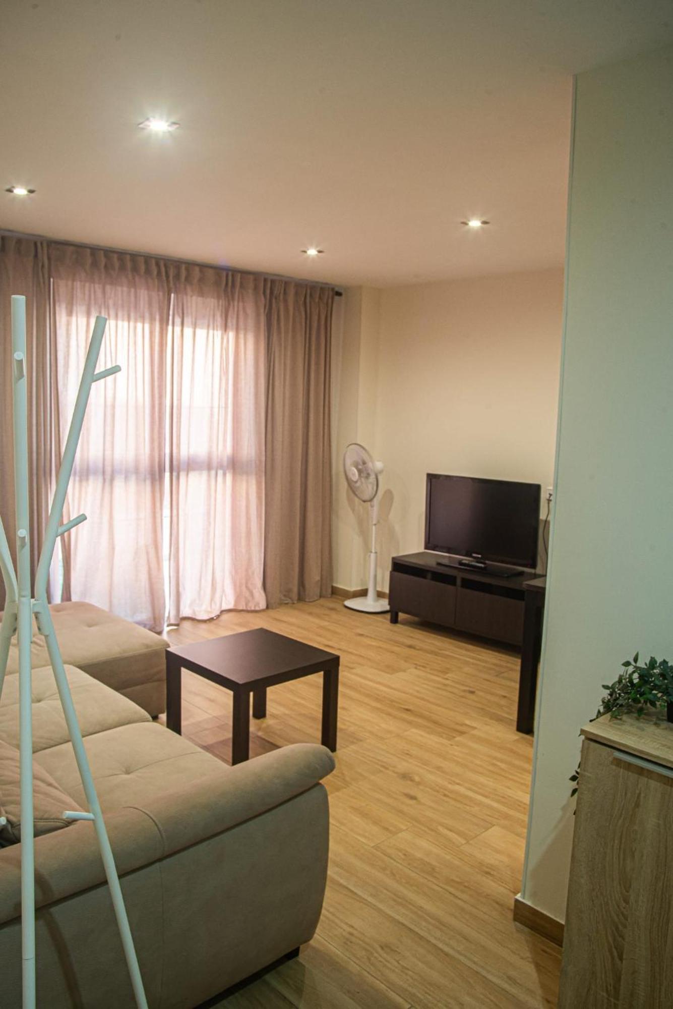 Centro Historico Parking Vt-13960 Apartment Alcala de Henares Bagian luar foto