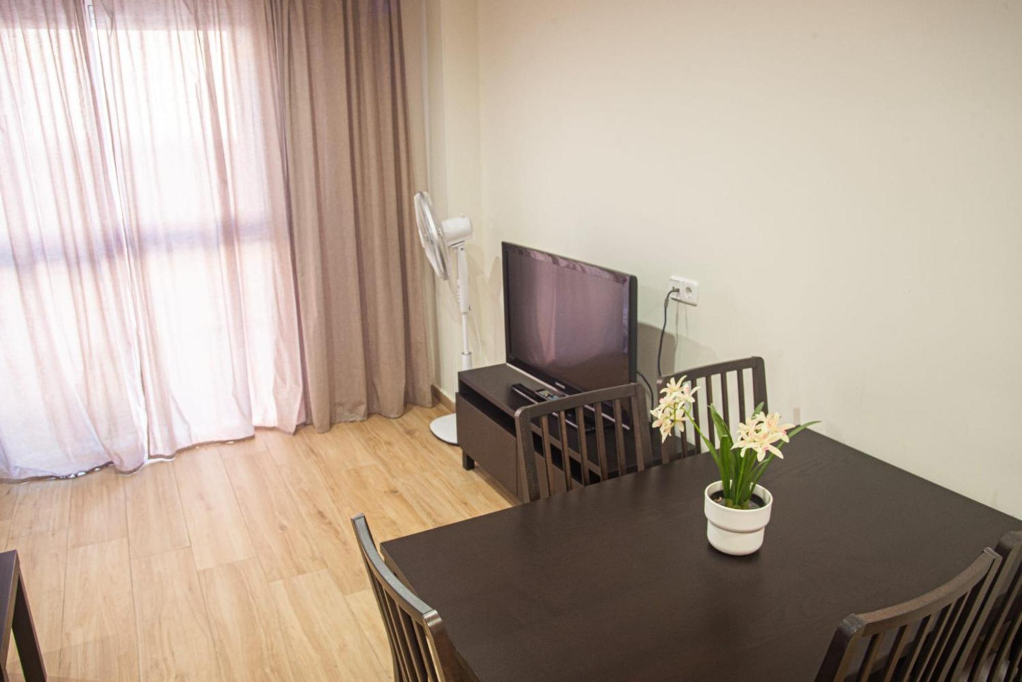Centro Historico Parking Vt-13960 Apartment Alcala de Henares Bagian luar foto